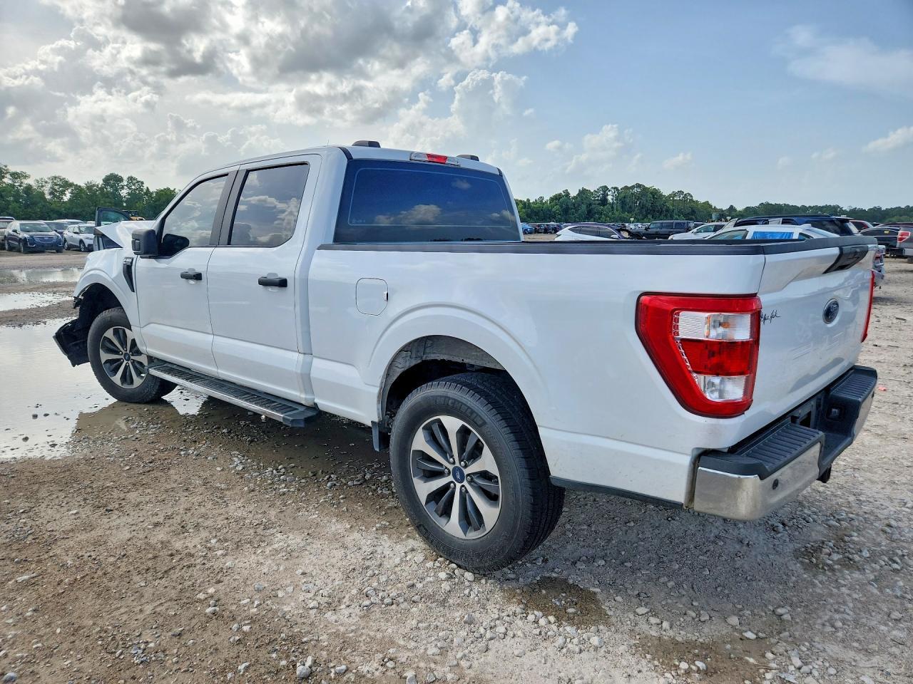 2022 Ford F150 Supercrew - Фото 2