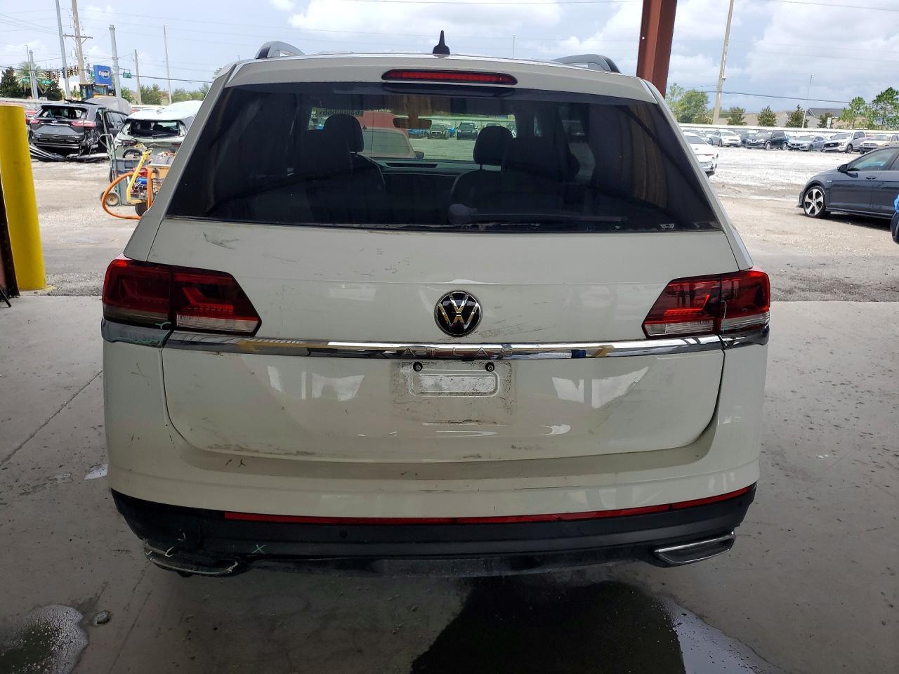 2022 Volkswagen Atlas Se - Фото 6