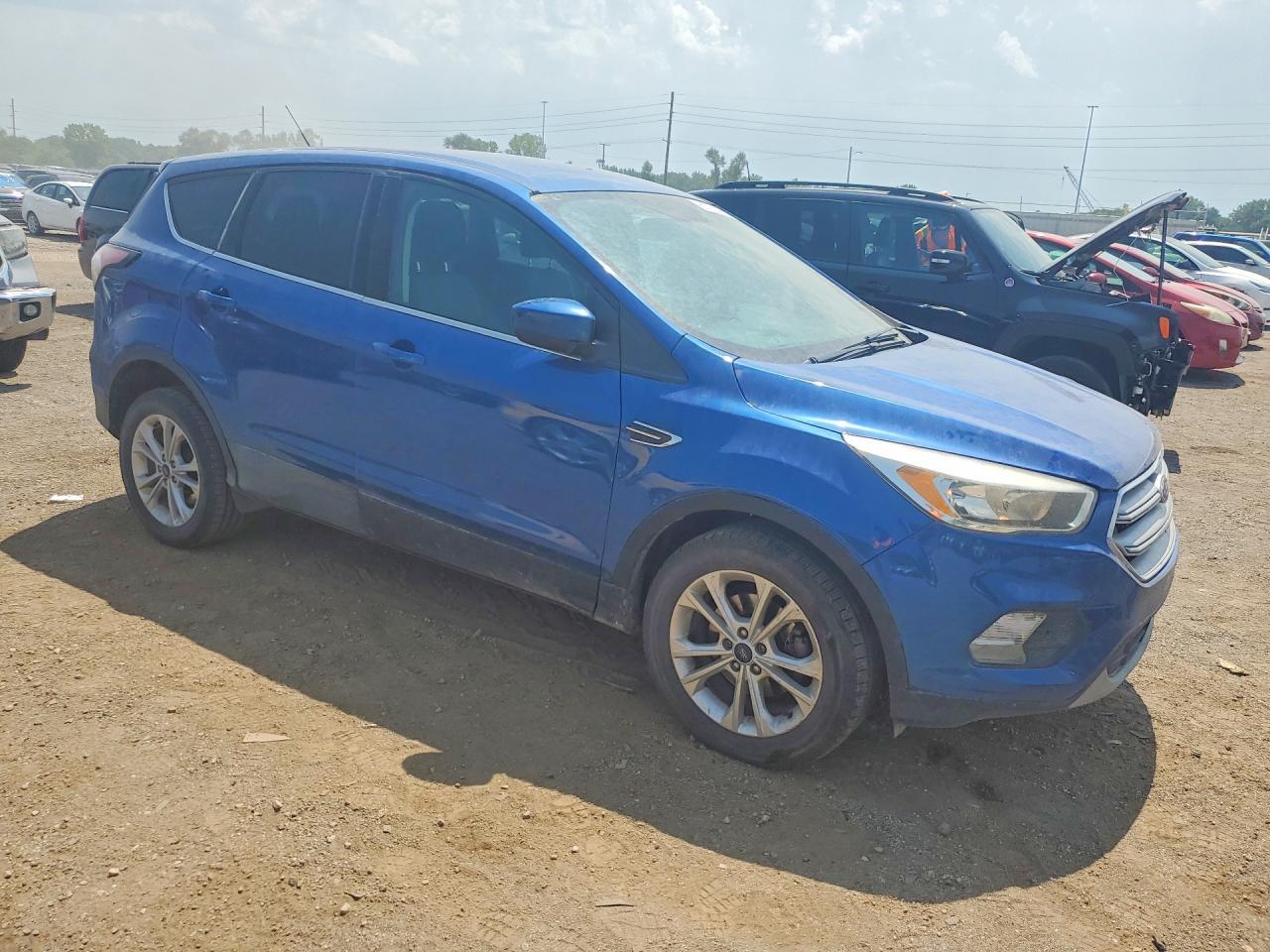 2017 Ford Escape Se - Фото 4