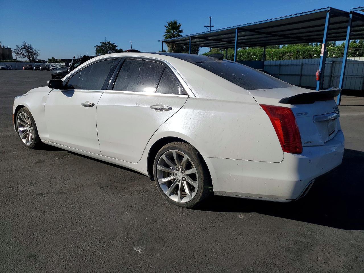 2017 Cadillac Cts Premium Luxury - Image 2