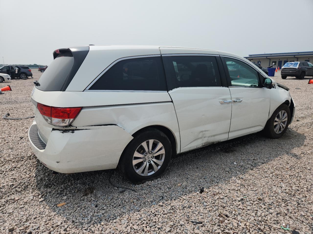 2016 Honda Odyssey - Image 3