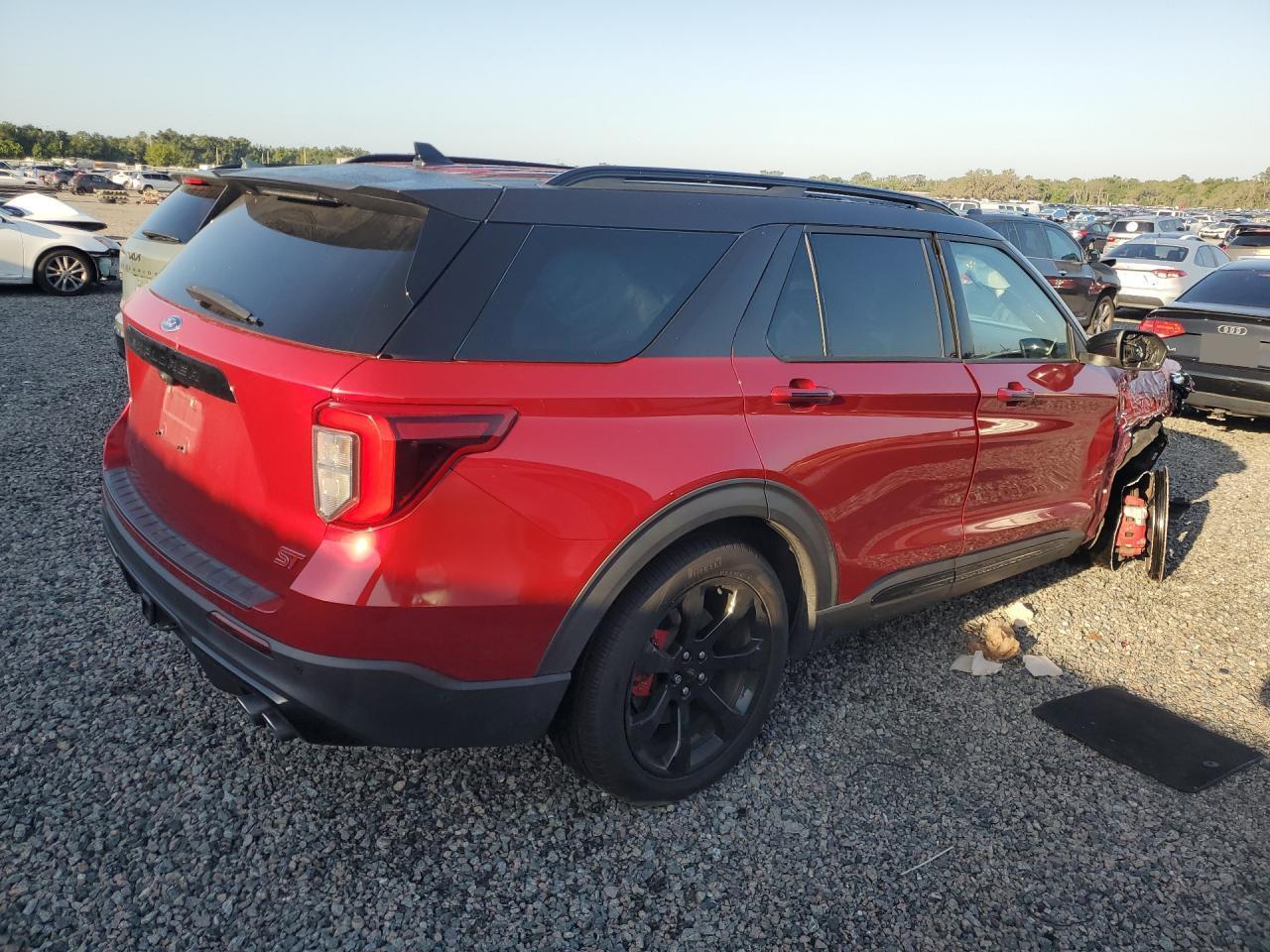 2020 Ford Explorer St - Фото 3