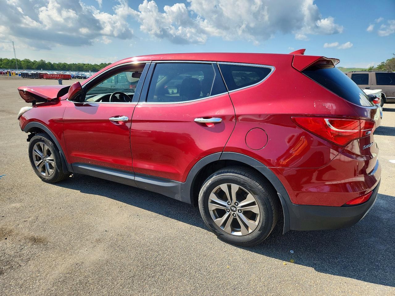 2016 Hyundai Santa Fe Sport 2.4L - Image 2