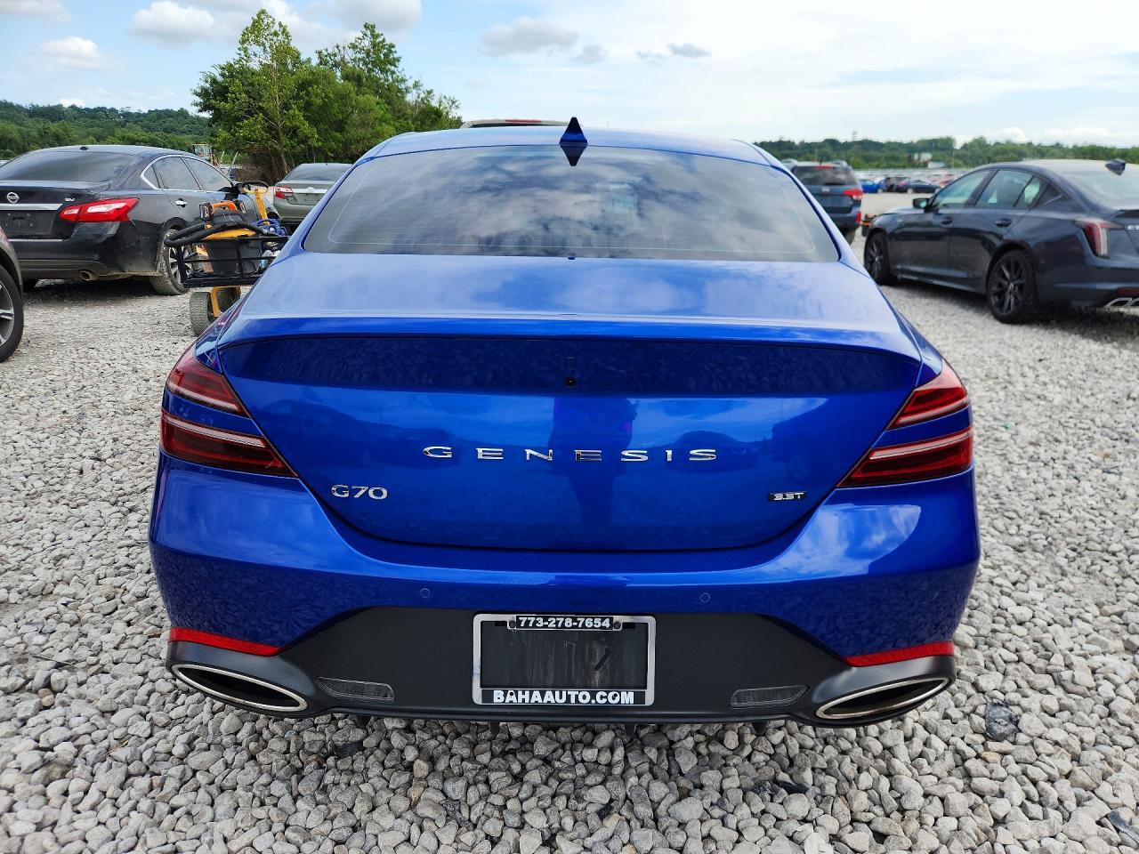 2022 Genesis G70 3.3T Standard - Image 6