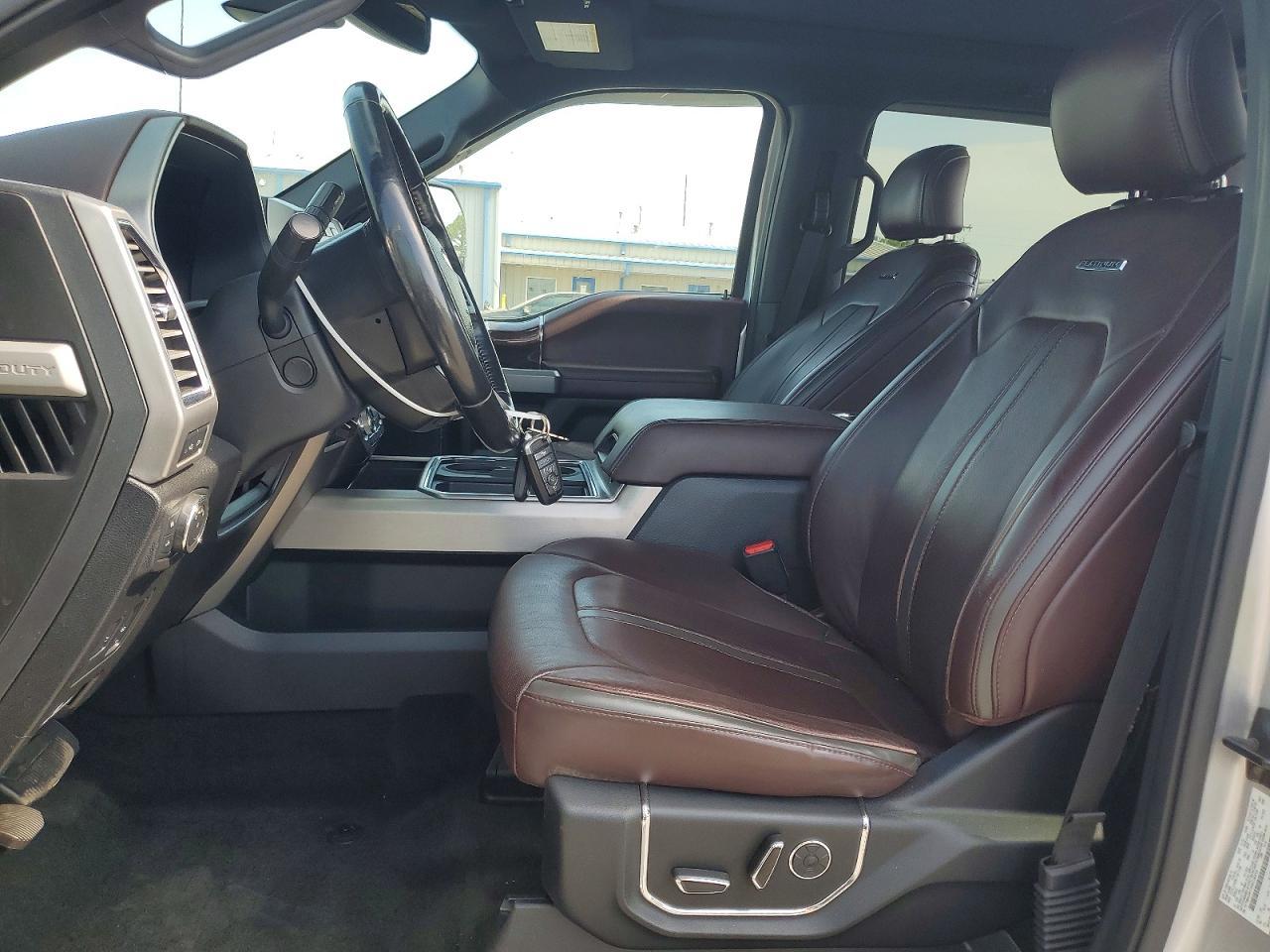 2017 Ford F350 Super Duty - Фото 7