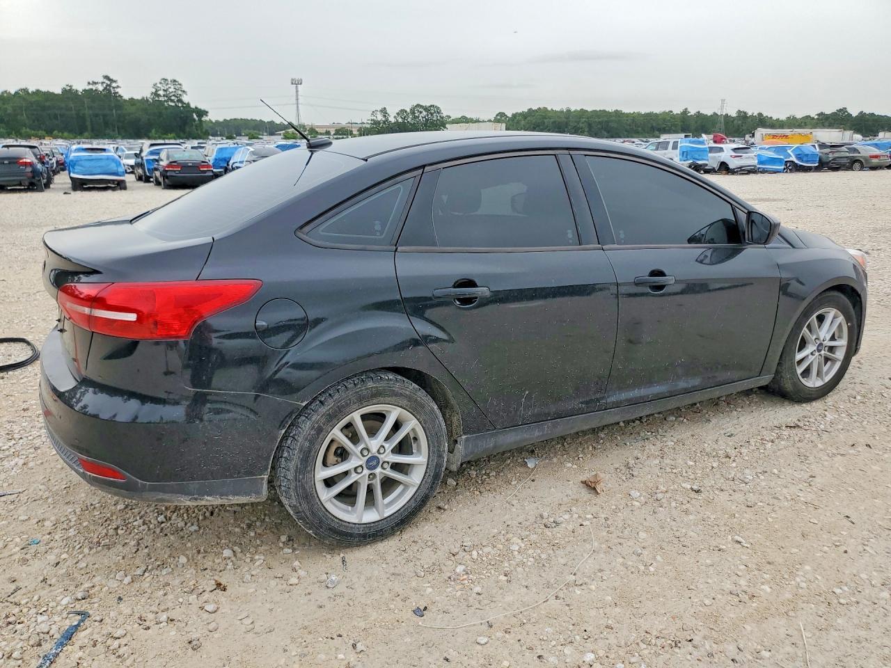 2018 Ford Focus Se - Фото 3