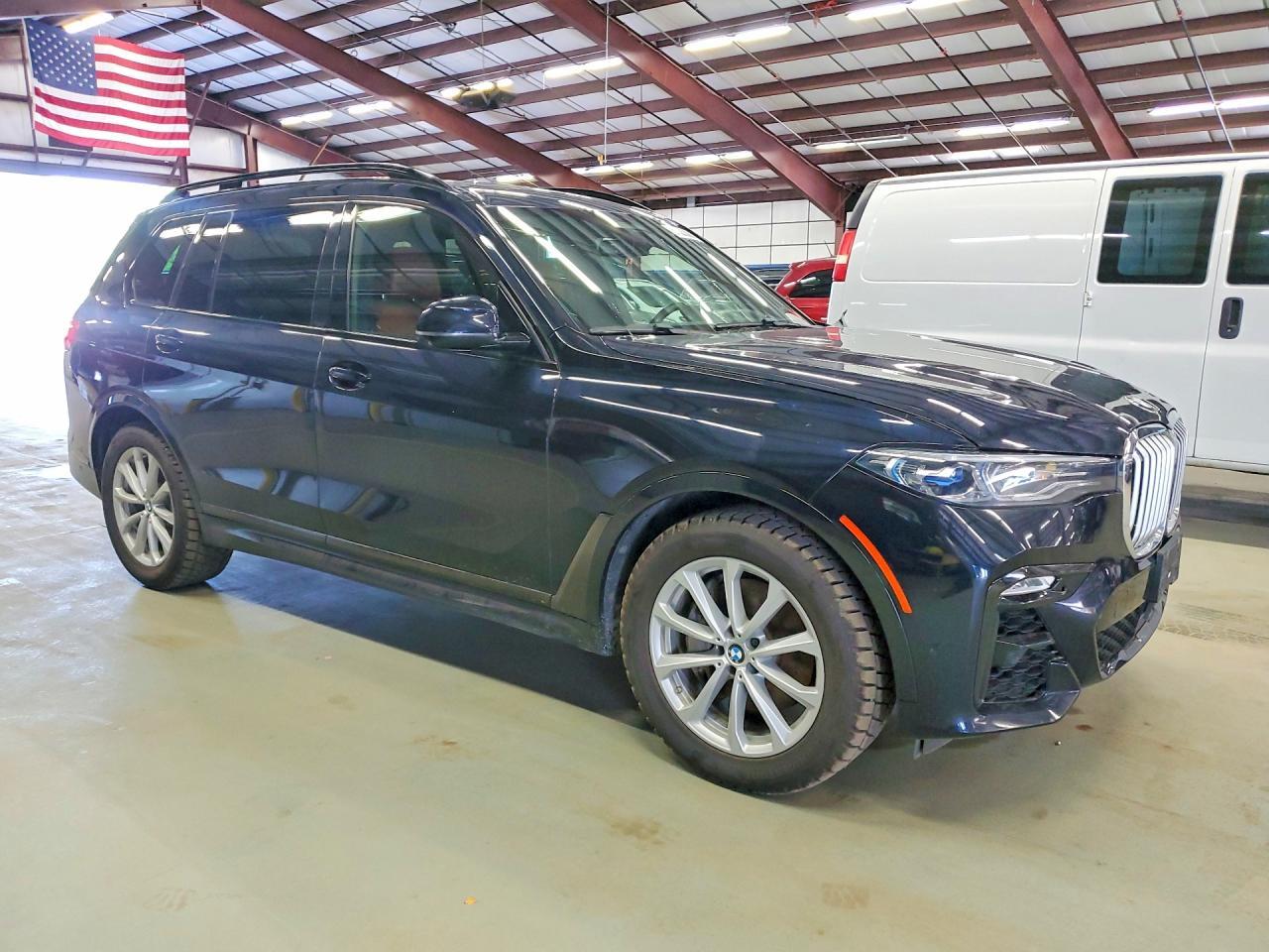 2019 BMW X7 xDrive50I - Image 4