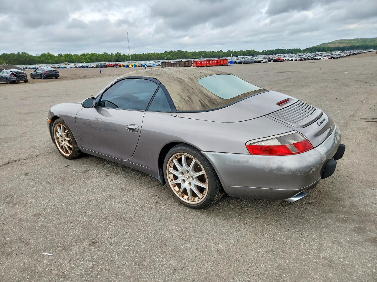 2000 Porsche 911 Carrera 2 - Image 2