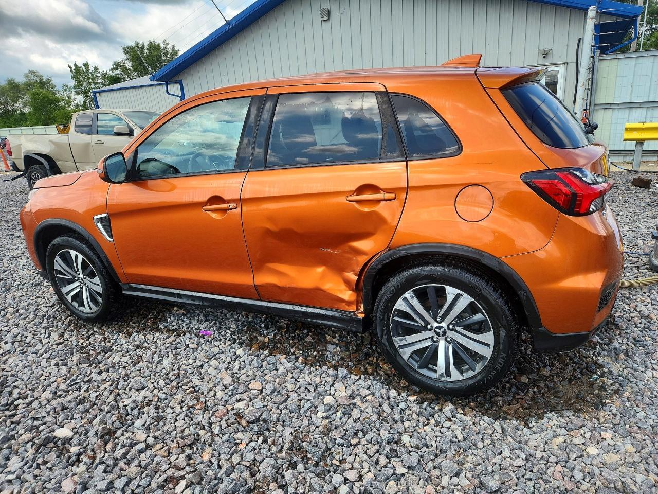 2020 Mitsubishi Outlander Sport Es - Фото 2