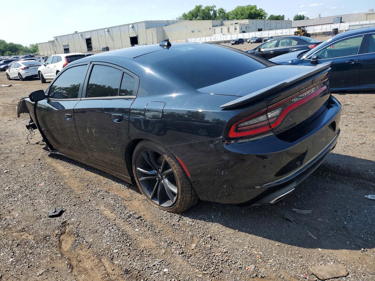 2017 Dodge Charger Sxt - Фото 2