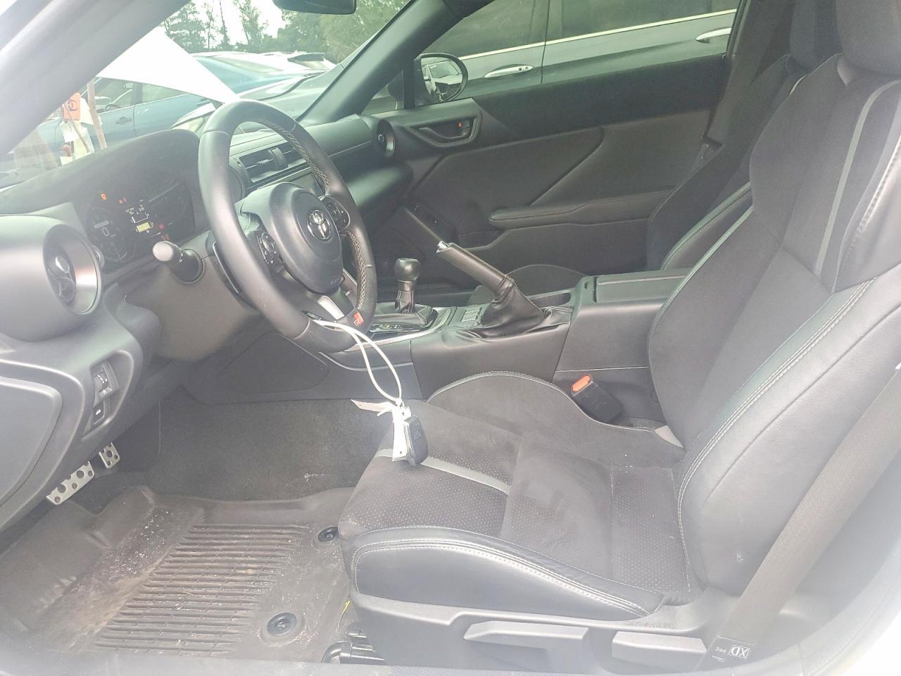 2022 Toyota Gr 86 Premium - Фото 7