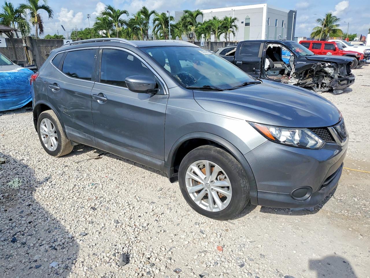 2018 Nissan Rogue Sport Sv - Фото 4