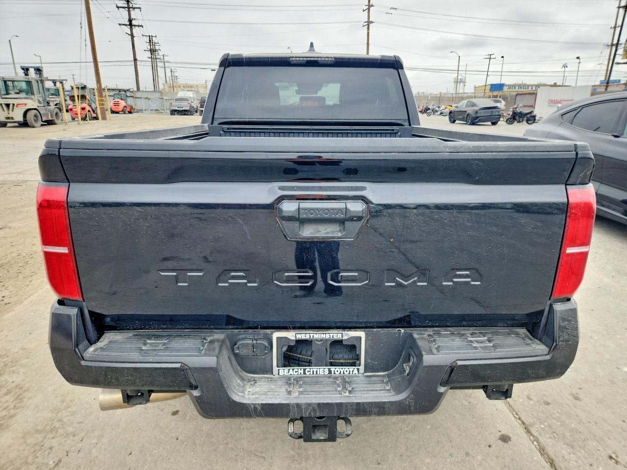2025 Toyota Tacoma Sr5 - Фото 6