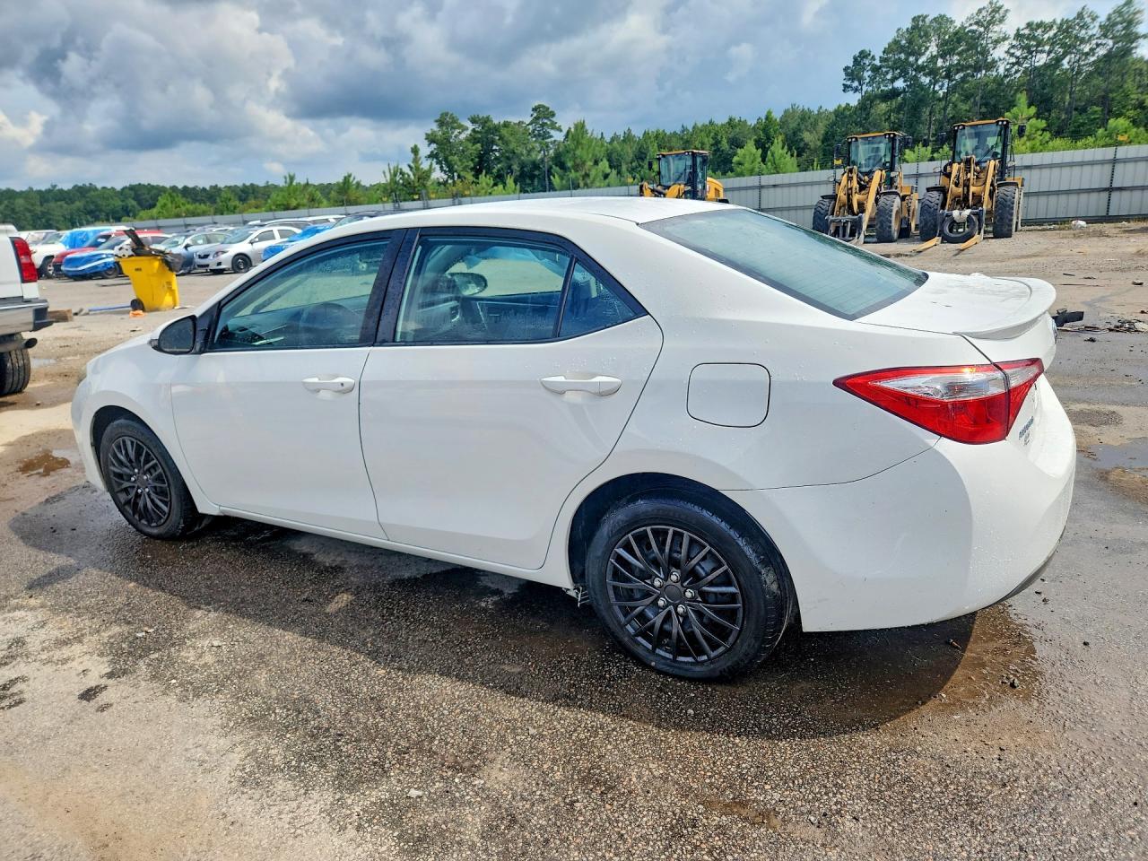2014 Toyota Corolla S - Фото 2