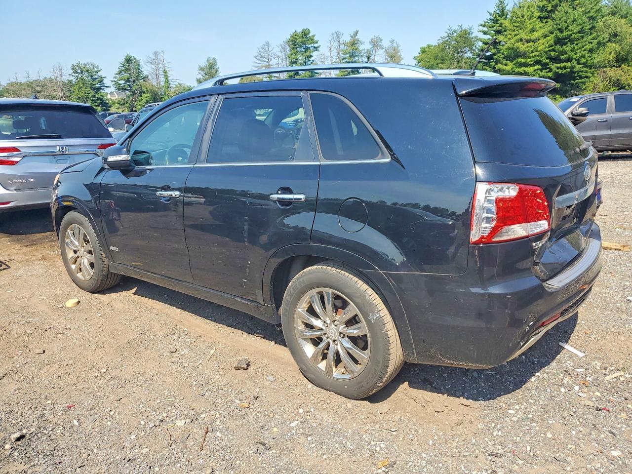 2012 Kia Sorento Sx - Image 2