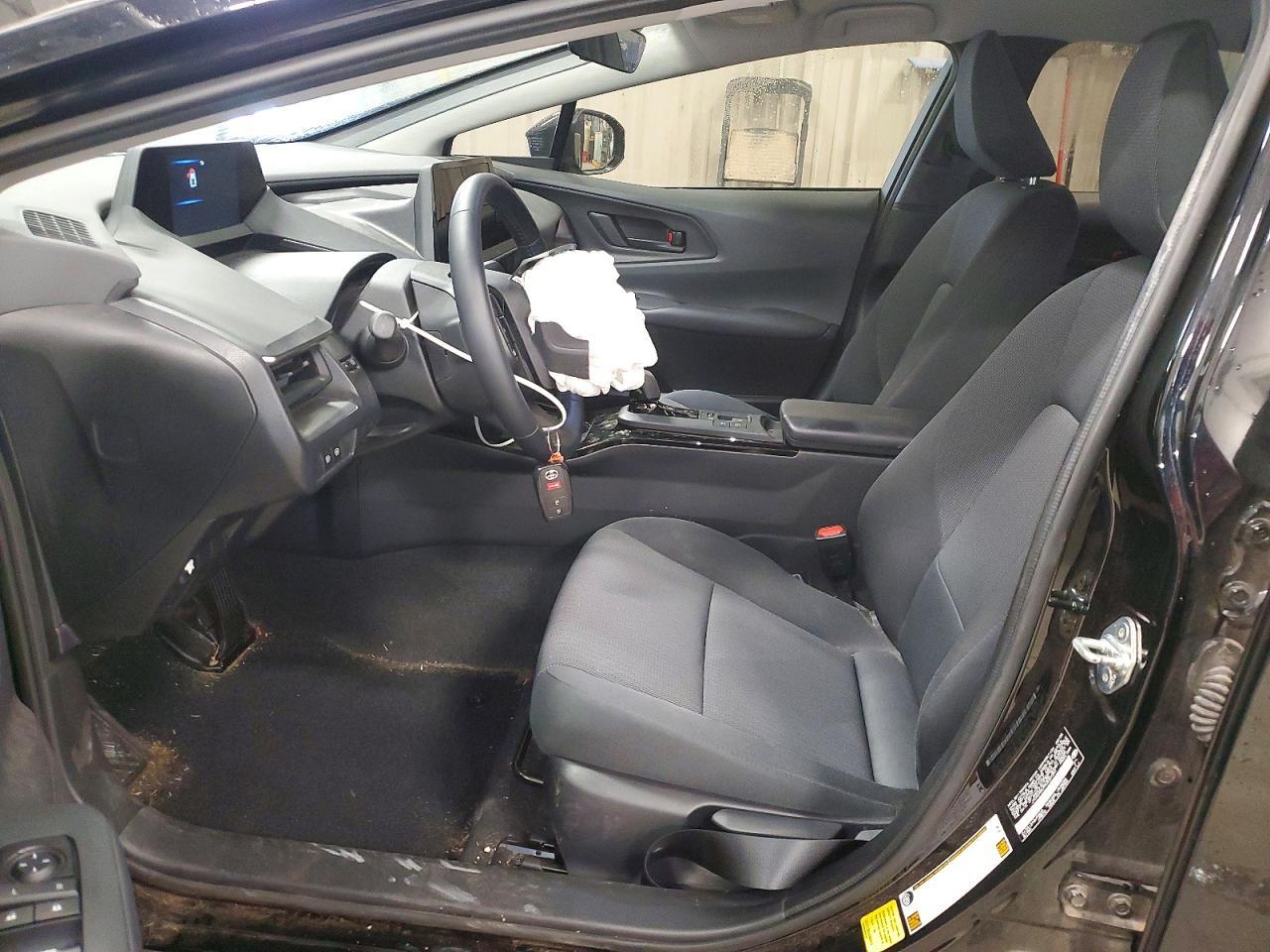 2025 Toyota Prius - Фото 7