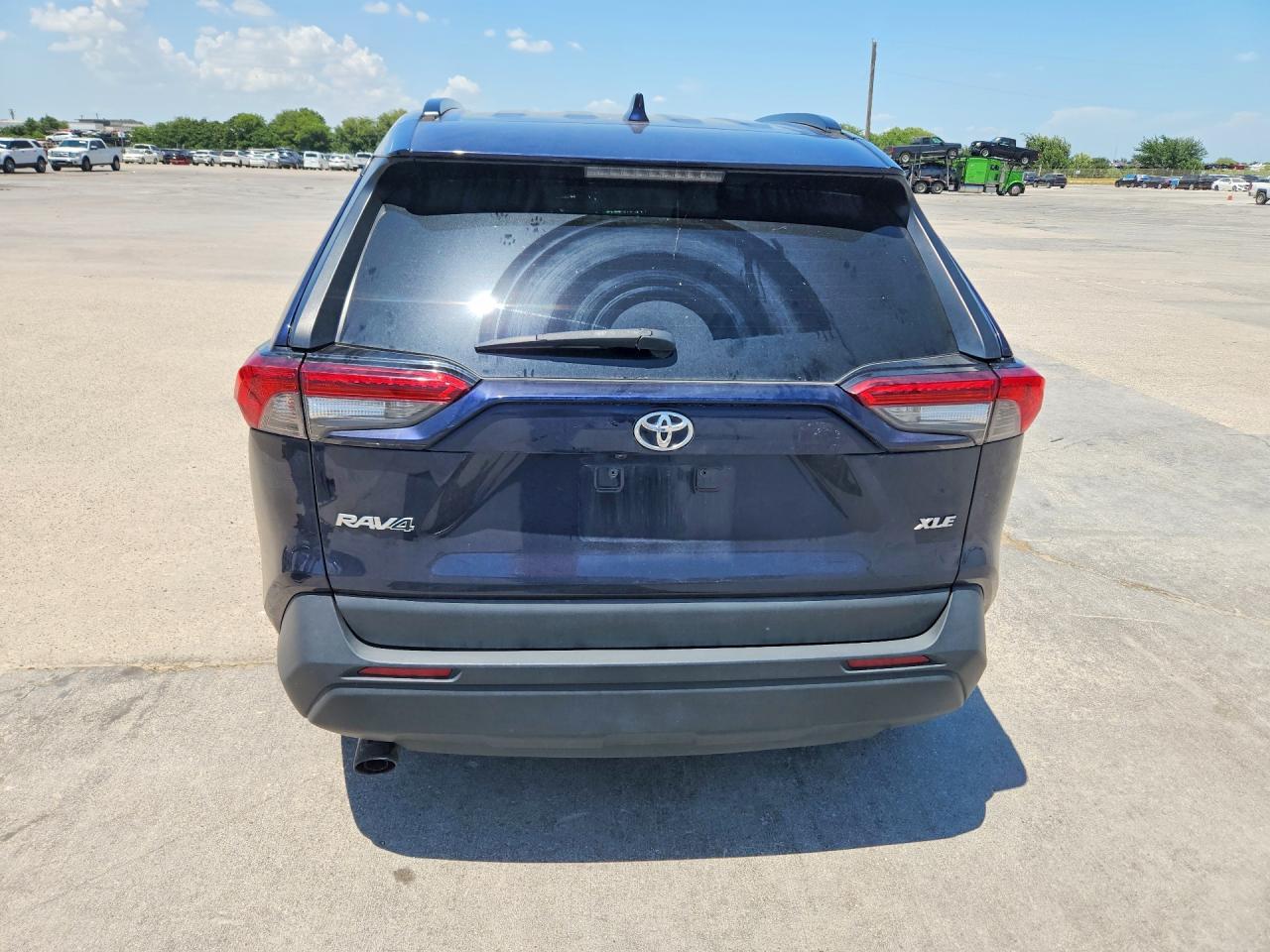 2019 Toyota Rav4 Xle Premium - Image 6