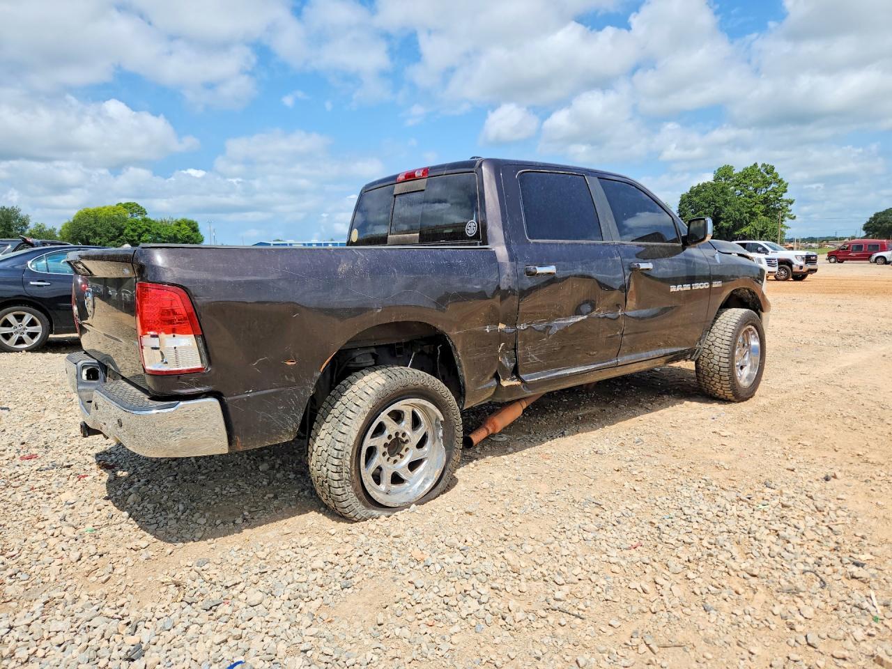 2011 Dodge Ram 1500 - Фото 3