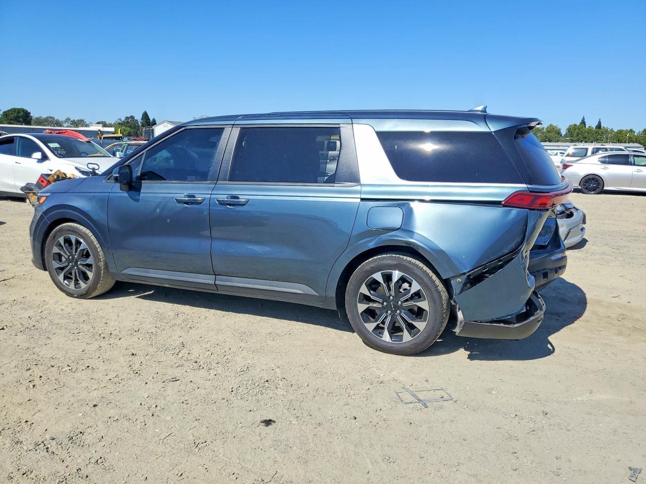 2024 Kia Carnival Ex - Фото 2