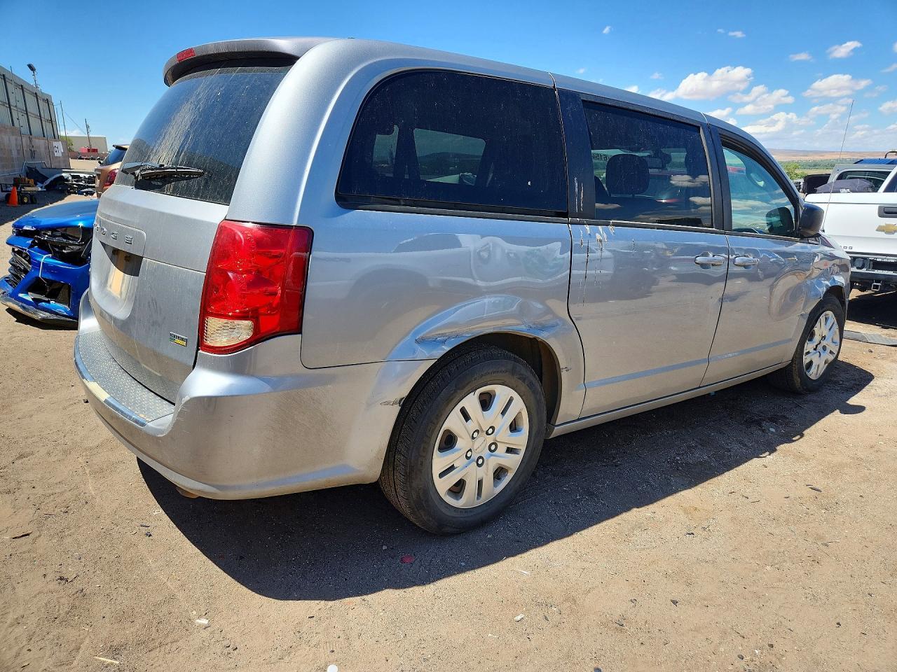 2018 Dodge Grand Caravan Se - Image 3
