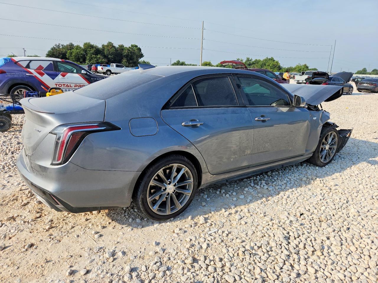 2020 Cadillac Ct4 Sport - Image 3