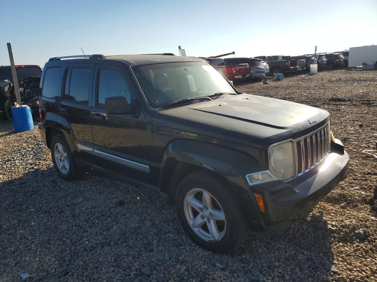2012 Jeep Liberty Limited - Image 4