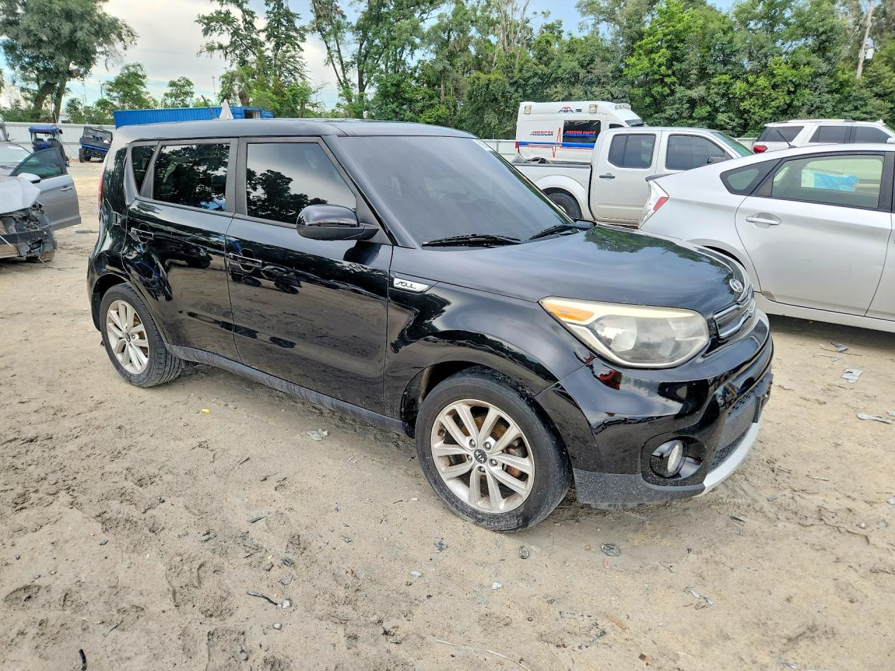 2017 Kia Soul + - Image 4