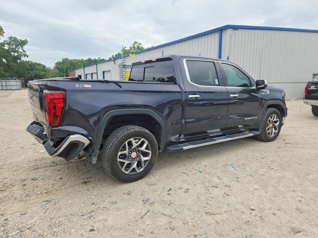 2023 GMC Sierra K1500 Slt - Фото 3