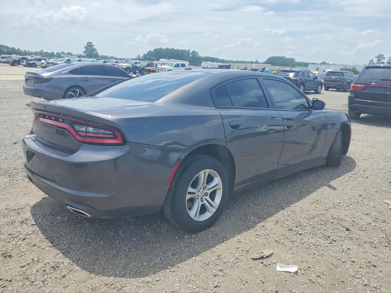 2020 Dodge Charger Sxt - Фото 3