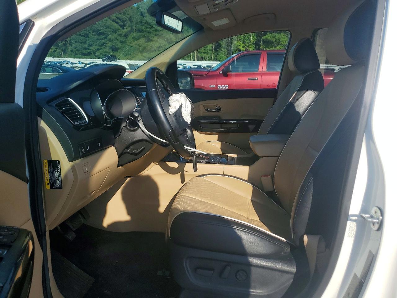 2016 Kia Sedona Ex - Фото 7