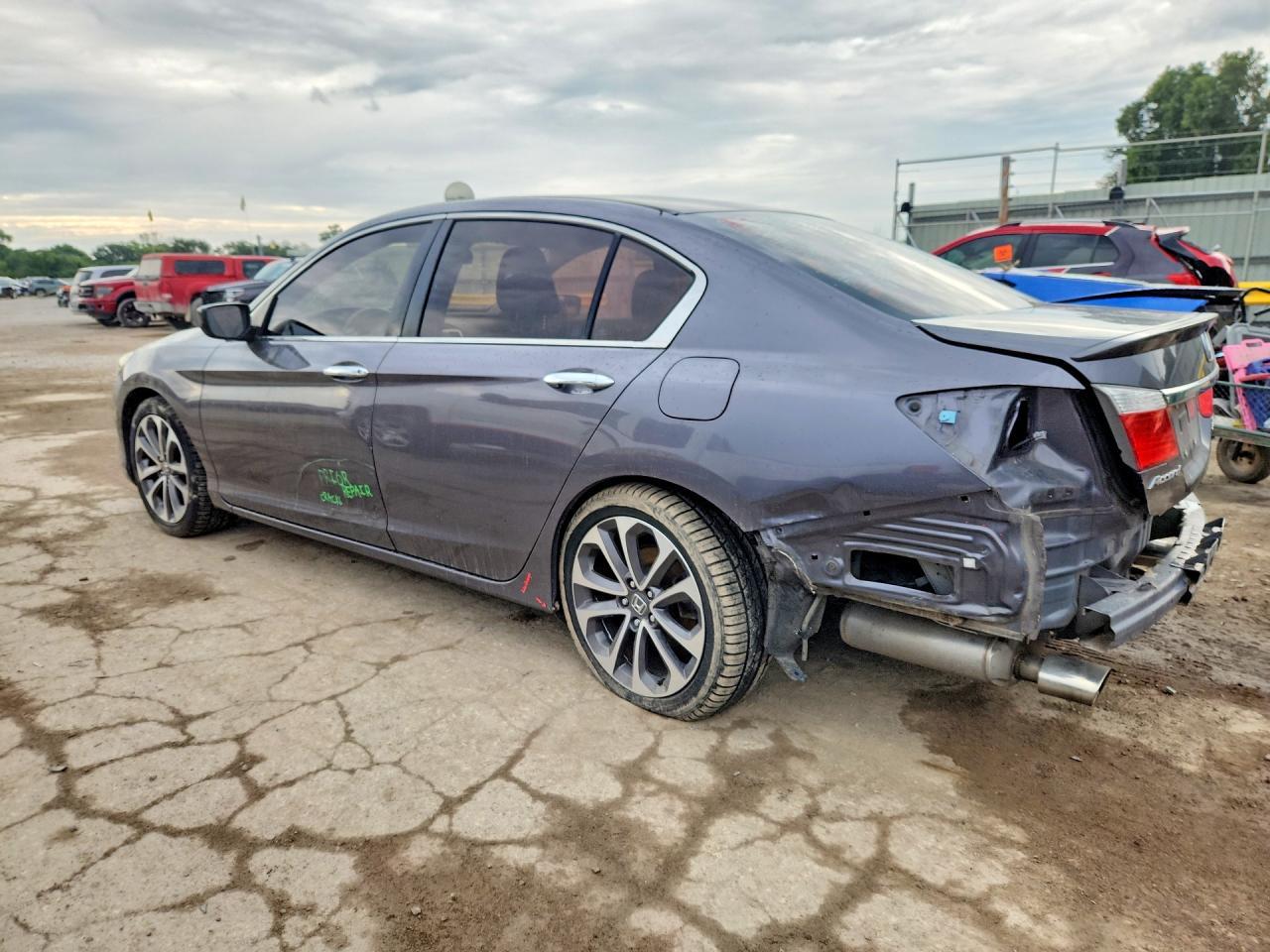 2015 Honda Accord Sport - Фото 2