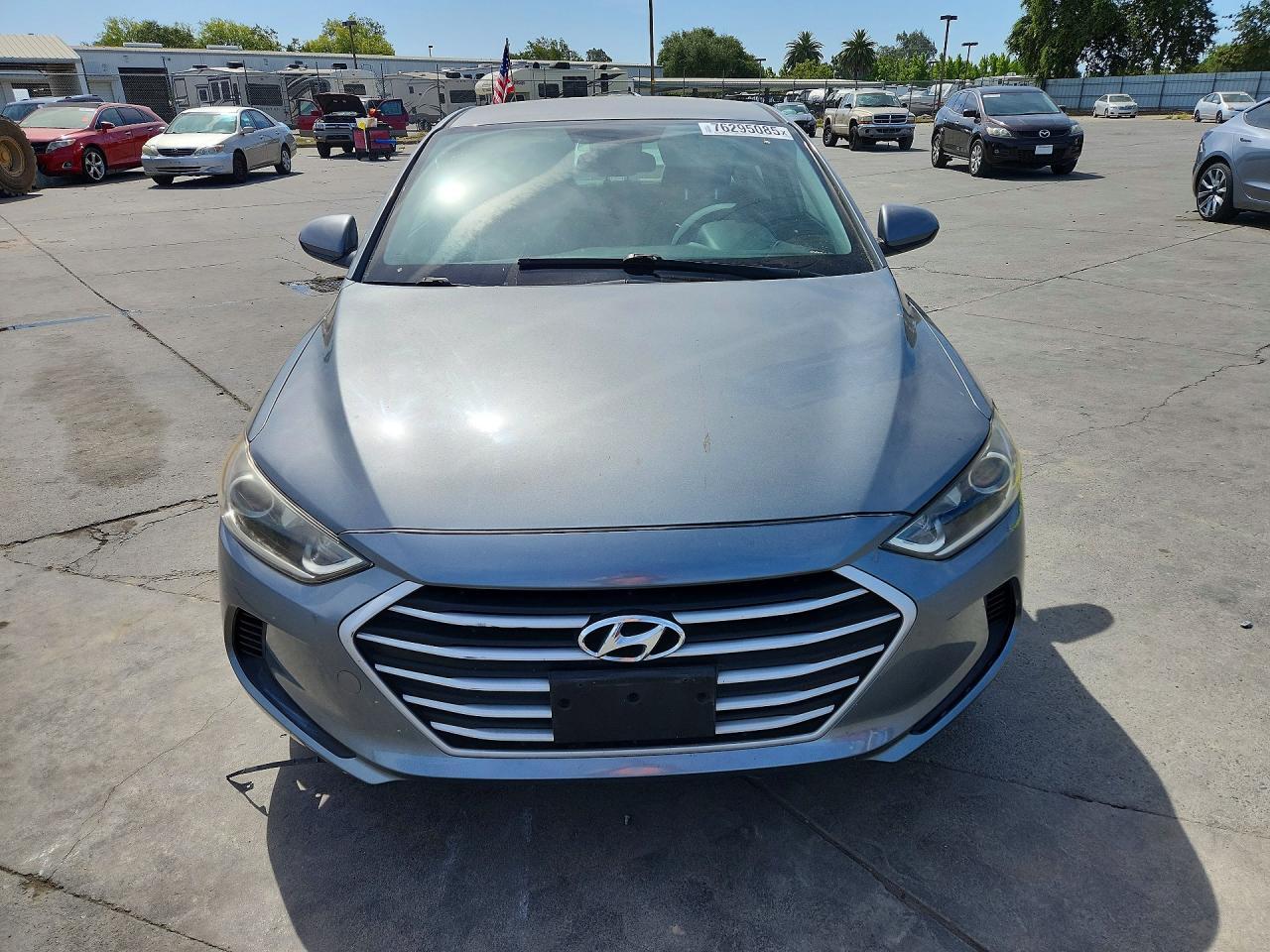 2017 Hyundai Elantra Se - Фото 5