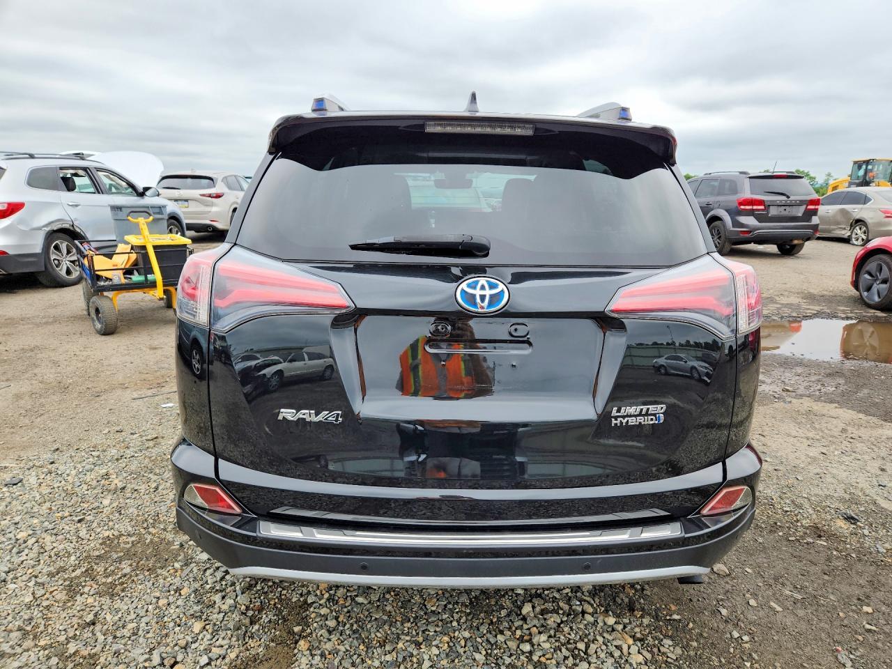 2016 Toyota Rav4 Hv Limited - Фото 6