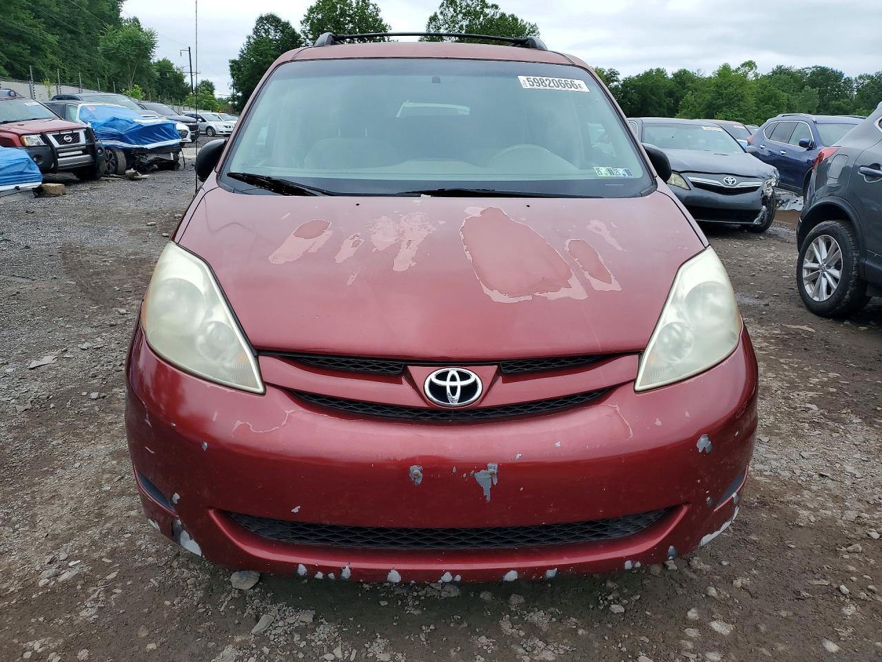 2007 Toyota Sienna Le 7-Passenger - Фото 5