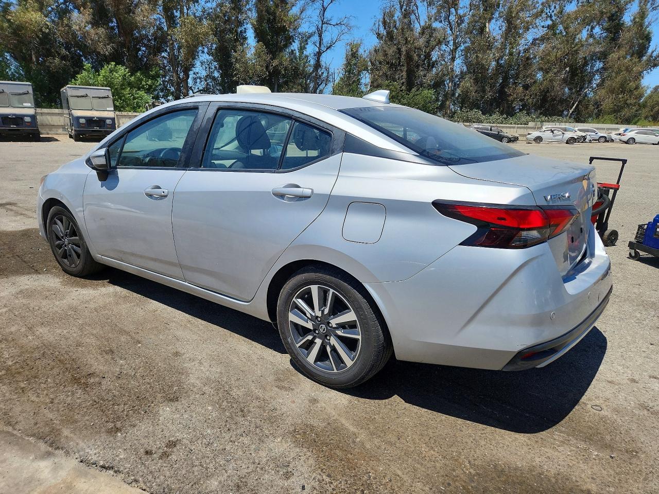 2021 Nissan Versa Sv - Фото 2