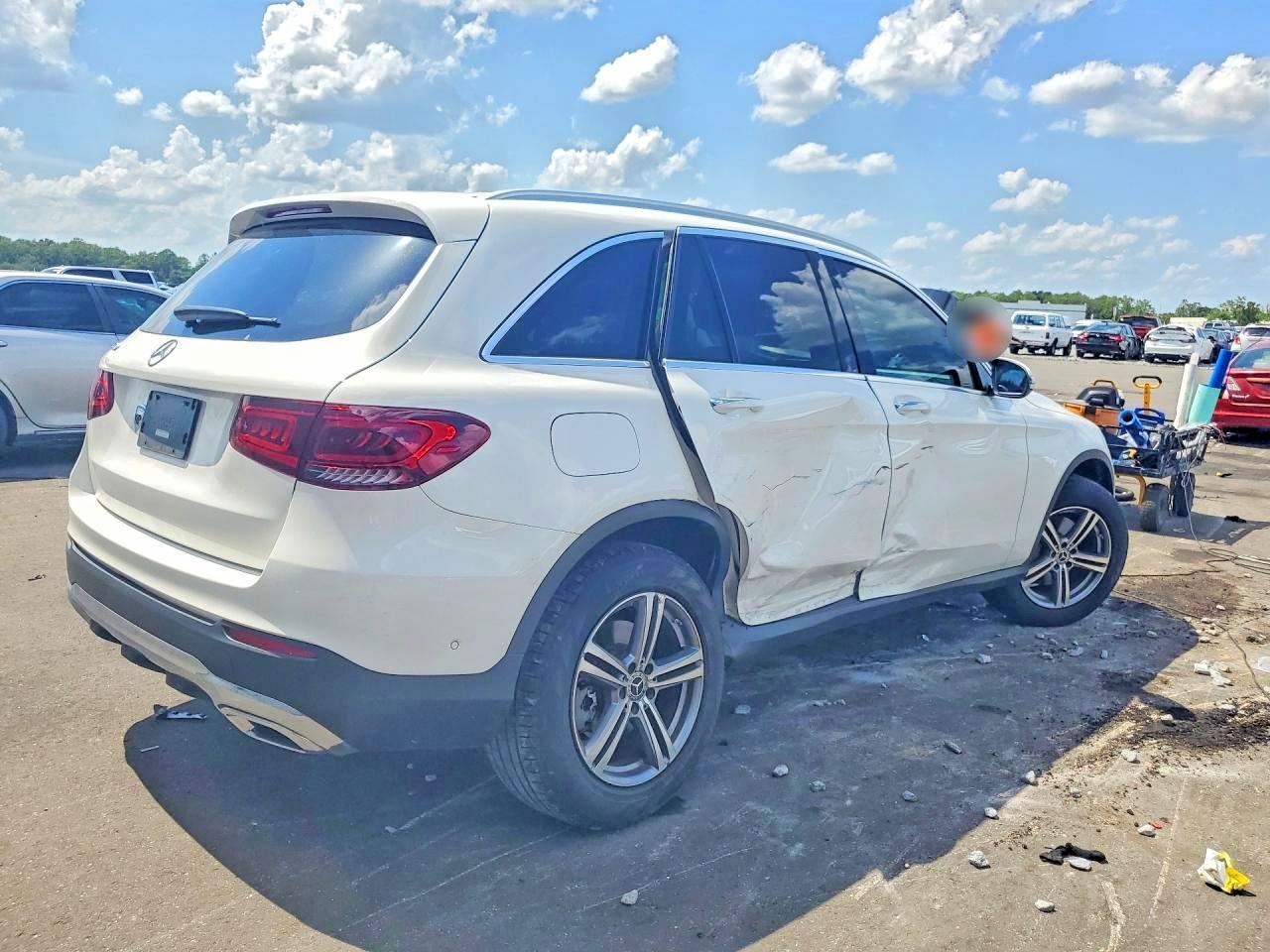 2022 Mercedes-Benz Glc 300 - Фото 3