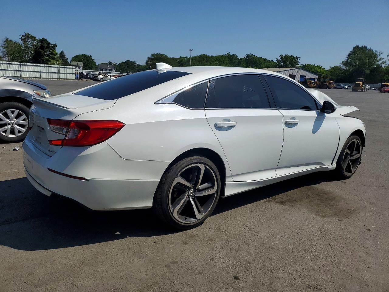 2019 Honda Accord Sport - Image 3