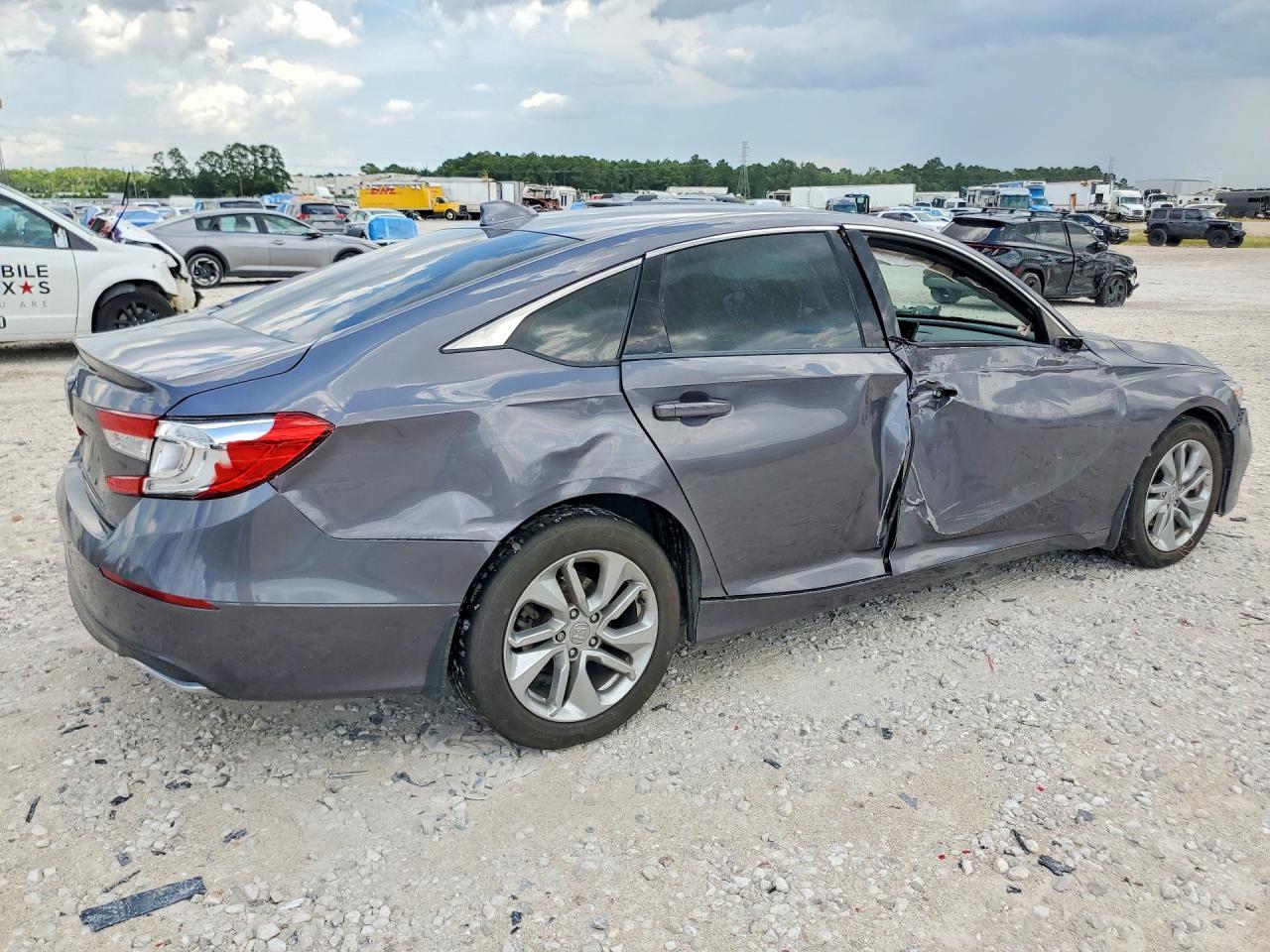 2018 Honda Accord Lx - Фото 3