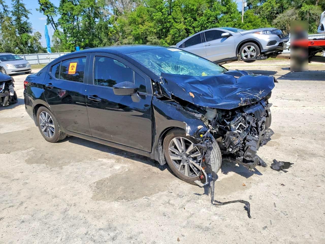 2022 Nissan Versa Sv - Image 4