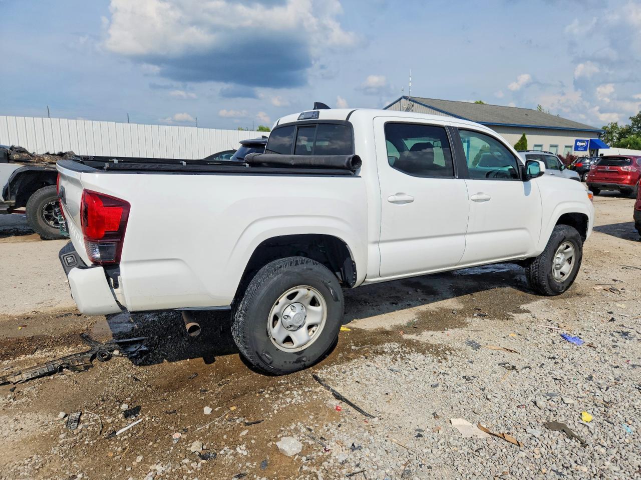 2021 Toyota Tacoma Sr - Фото 3