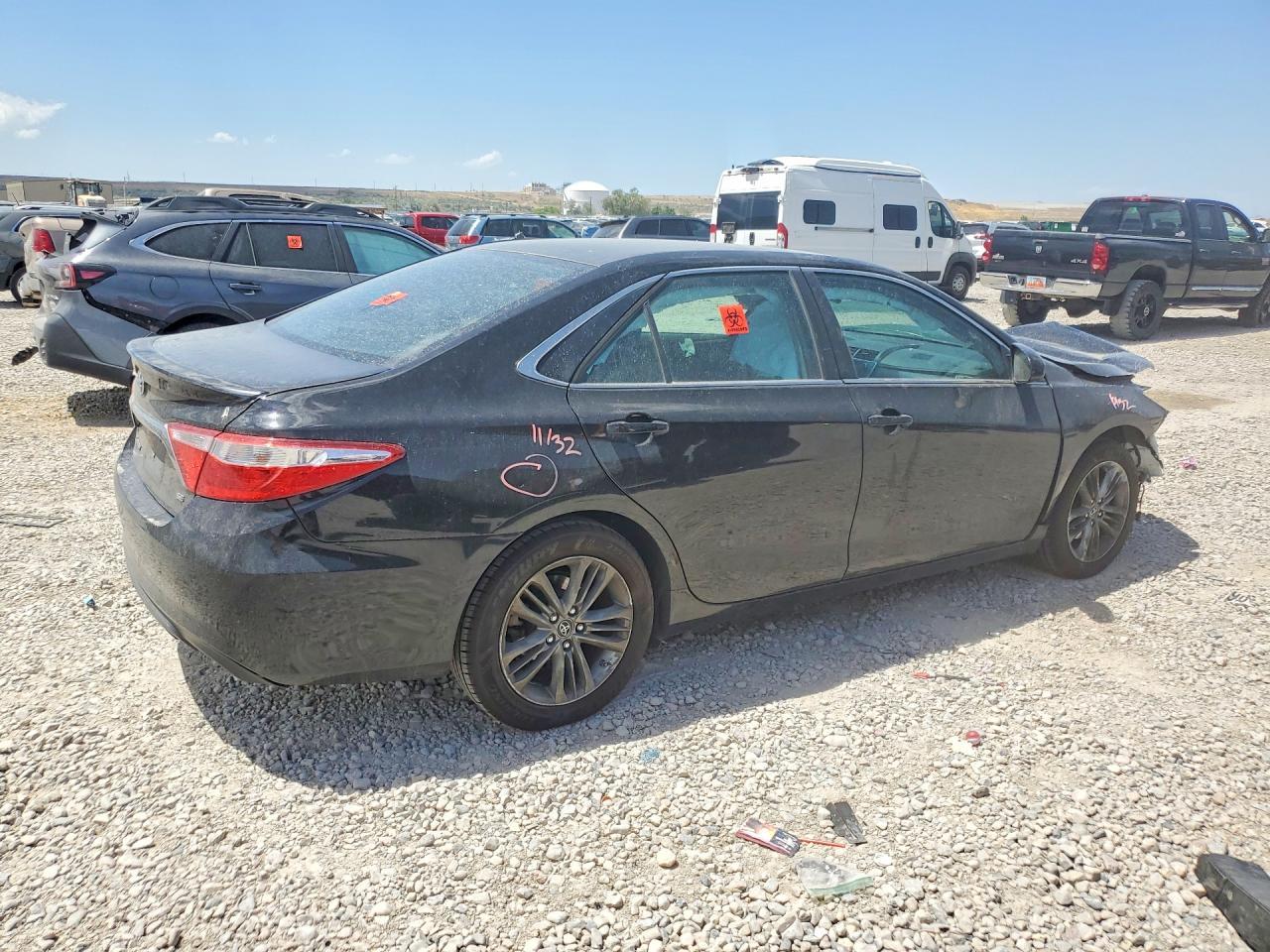 2016 Toyota Camry Se - Image 3