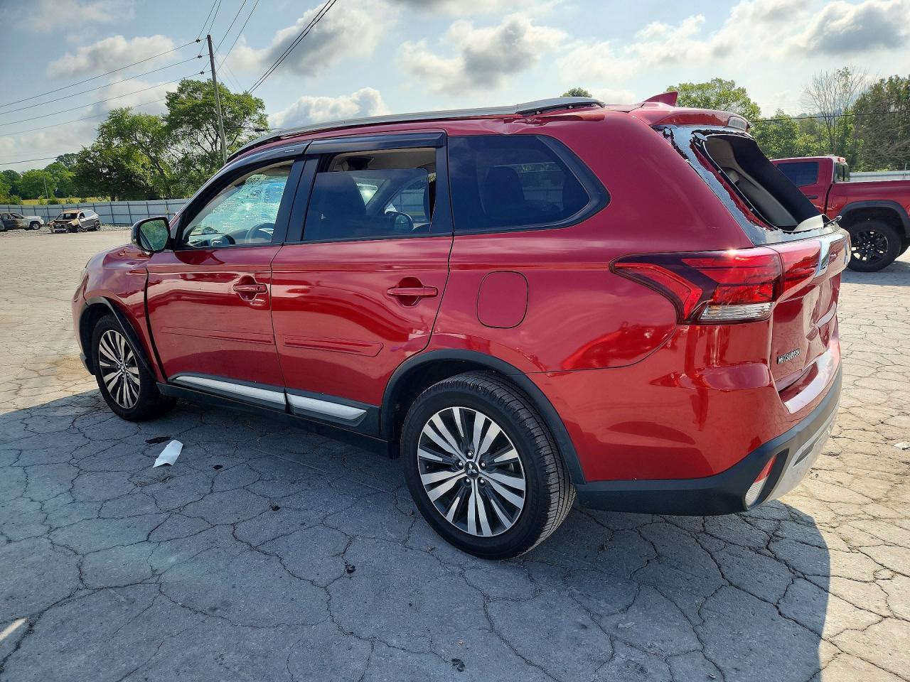 2019 Mitsubishi Outlander Es - Фото 2
