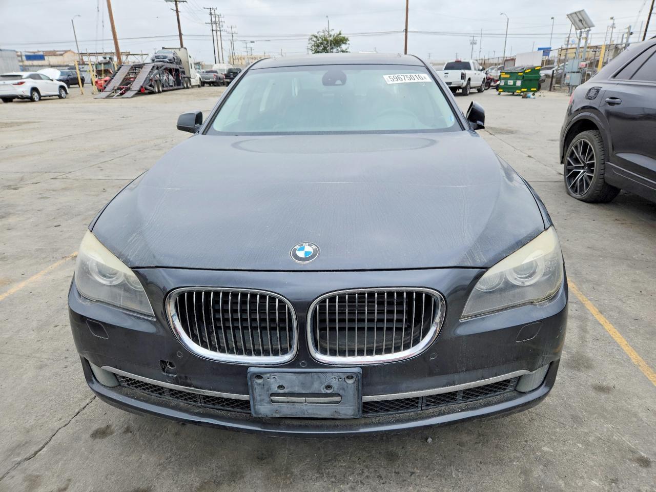 2012 BMW 750 Li - Фото 5