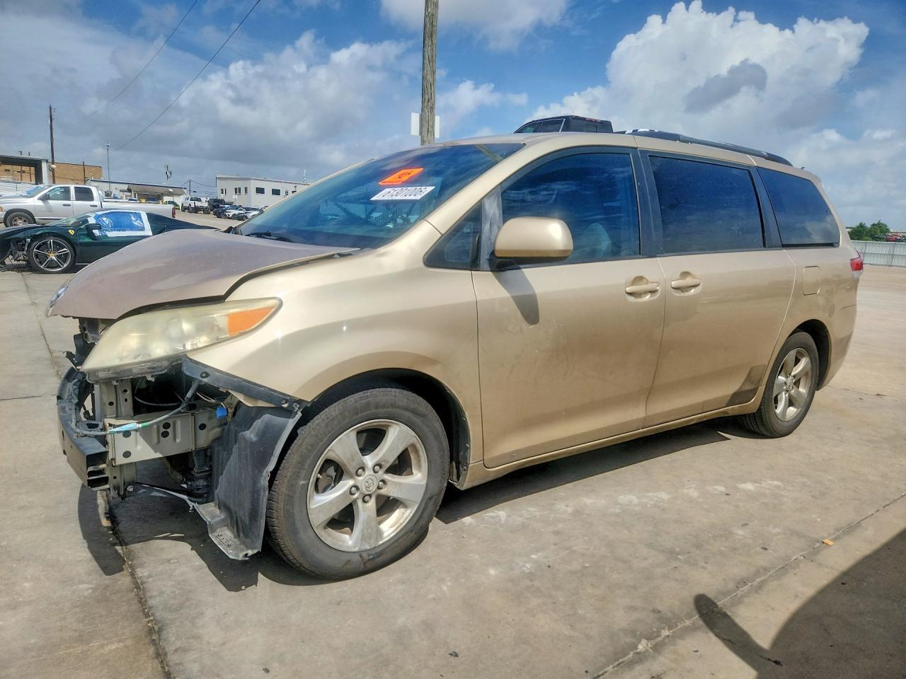 2011 Toyota Sienna Le