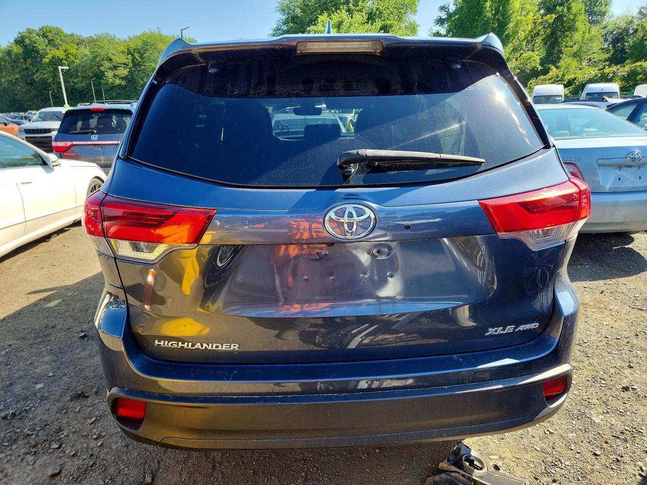 2019 Toyota Highlander Xle - Фото 6