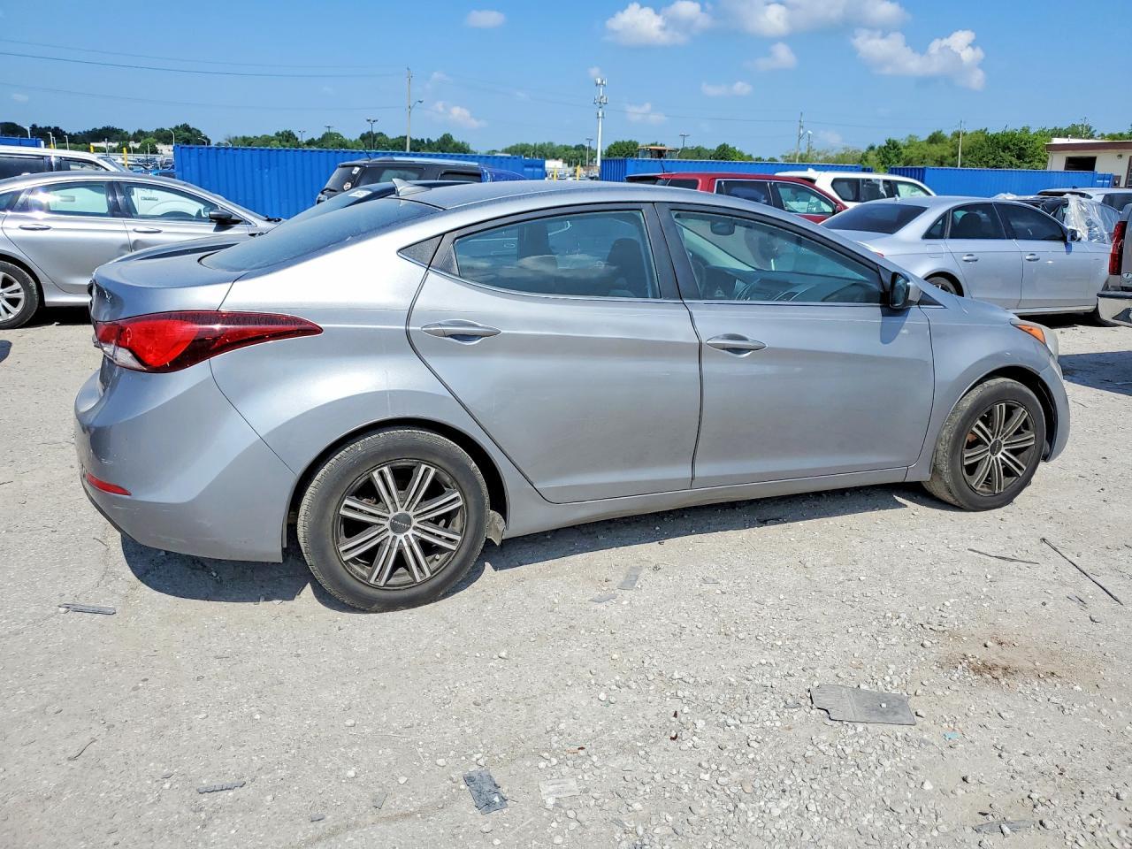 2015 Hyundai Elantra Se - Фото 3