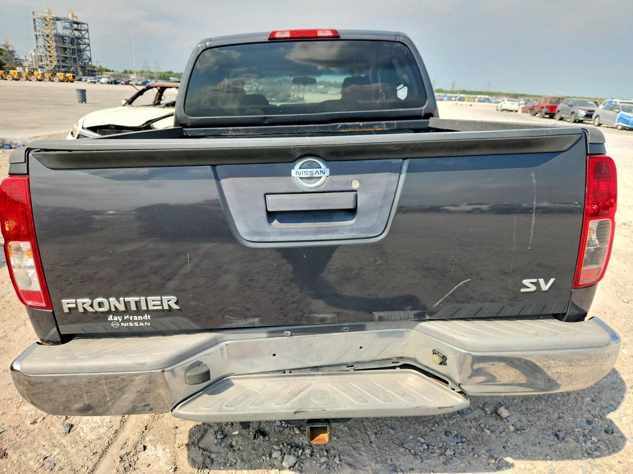 2013 Nissan Frontier S - Image 6