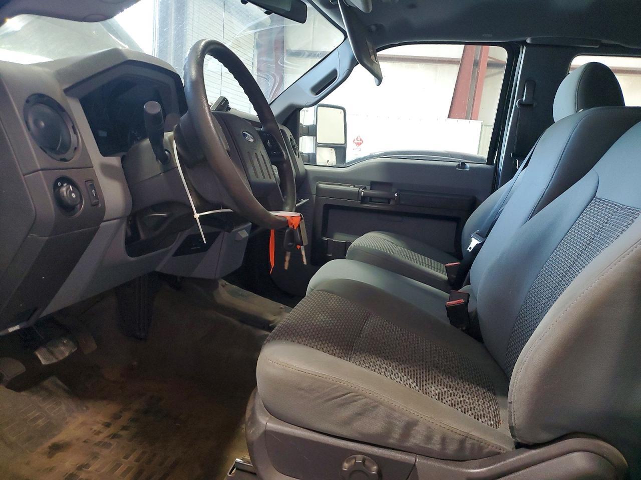 2015 Ford F250 Super Duty - Фото 7