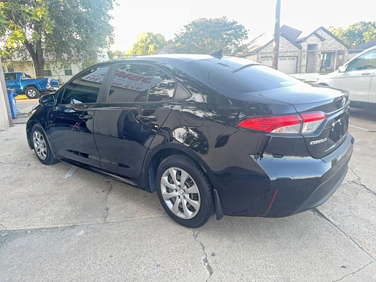 2025 Toyota Corolla Le - Фото 4