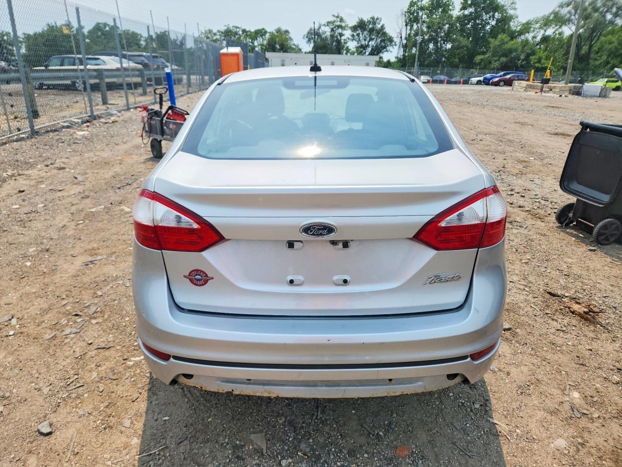 2017 Ford Fiesta S - Image 6